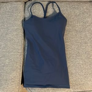 Lululemon Workout Top with Sports Bra (Size 4)